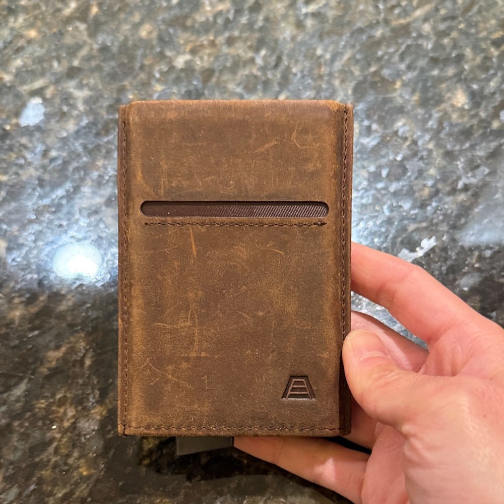 Andar Pilot Wallet Saddle Brown